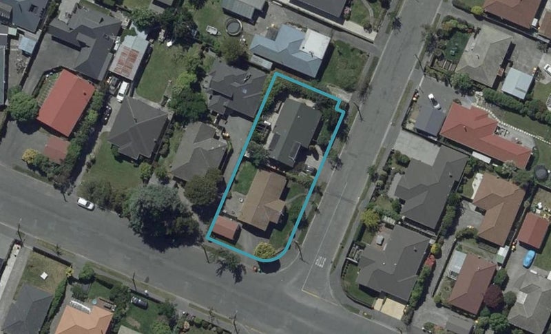2/17 Tintern Avenue, Avonhead, Christchurch - Carousel 1