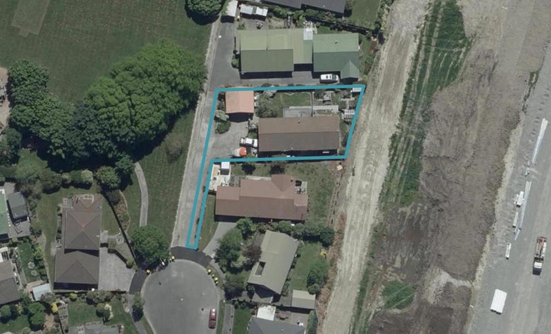 16A Langham Place, Redwood, Christchurch - Carousel 1