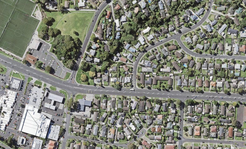 8/630 Pakuranga Road, Howick, Auckland - Carousel 1