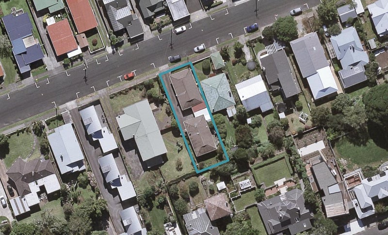 38A Gilbert ST, Central, New Plymouth - Carousel 1