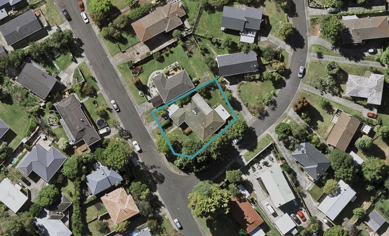 17 Sequoia Place, Sunnynook, Auckland - Carousel 1