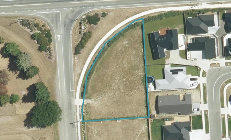 7 Aerodrome Road, Omaka - Carousel 1