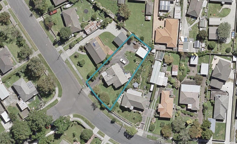 84 Thackeray Street, Trentham, Upper Hutt - Carousel 1