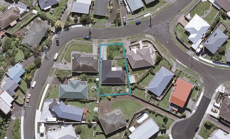 20 Crownhill Street, Spotswood, New Plymouth - Carousel 1