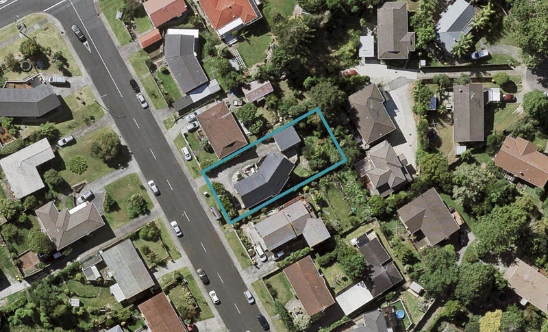 81 Juniper Road, Sunnynook, Auckland - Carousel 1