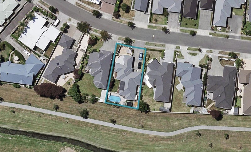 24 Pinotage Drive, Greenmeadows, Napier - Carousel 1