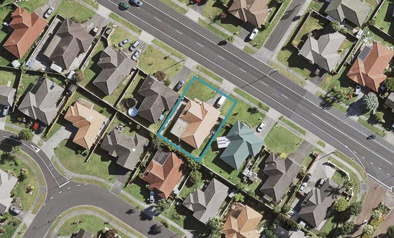 256 Mahia Road, Weymouth, Auckland - Carousel 1