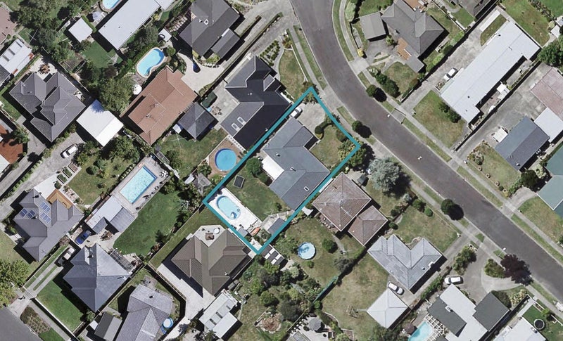 27 Laurent Place, Greenmeadows, Napier - Carousel 1