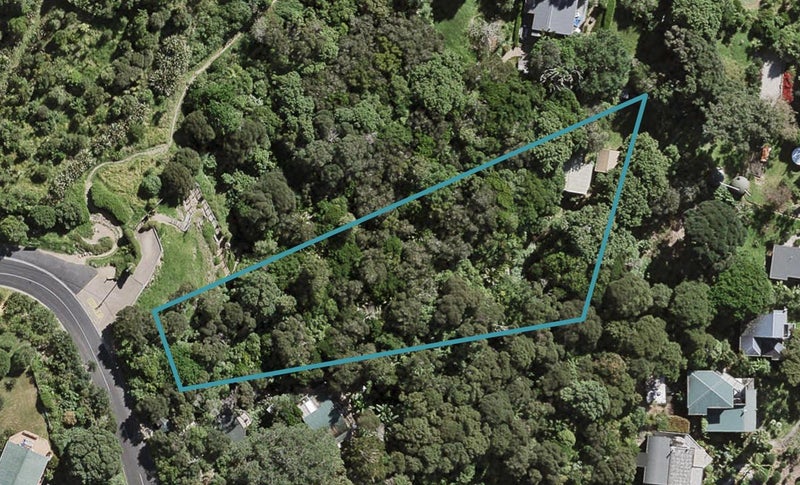 51 Cory Road, Palm Beach, Waiheke Island - Carousel 1