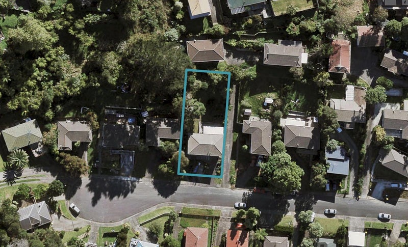 31 Finn Place, Totara Vale, Auckland - Carousel 1