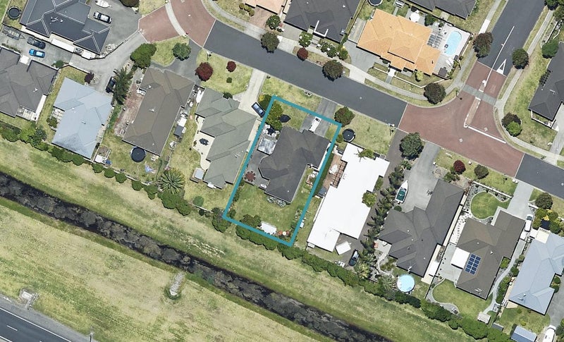5 Putaka Place, Papamoa Beach, Papamoa - Carousel 1