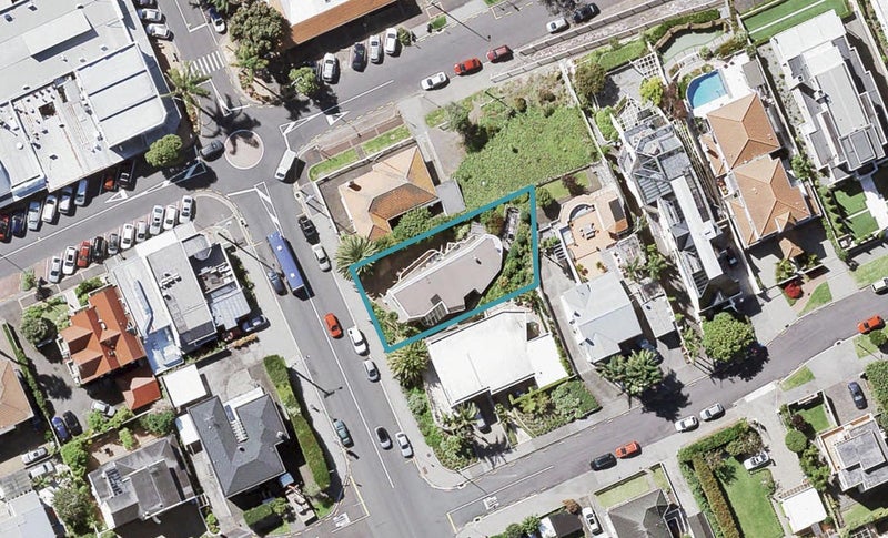1/58 St Heliers Bay Road, St Heliers, Auckland - Carousel 1