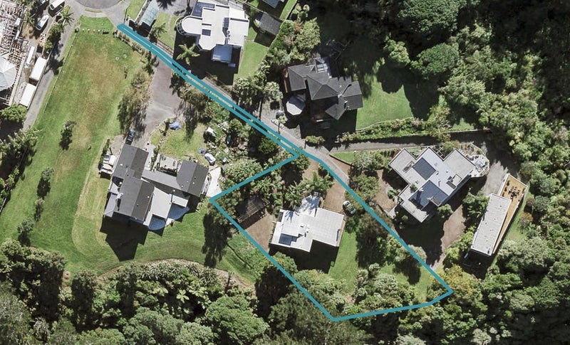 44 Sylvania Crescent, Lynfield, Auckland - Carousel 1