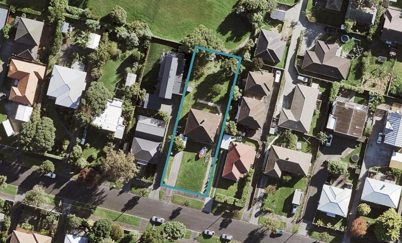15 Fairlands Avenue, Waterview, Auckland - Carousel 1
