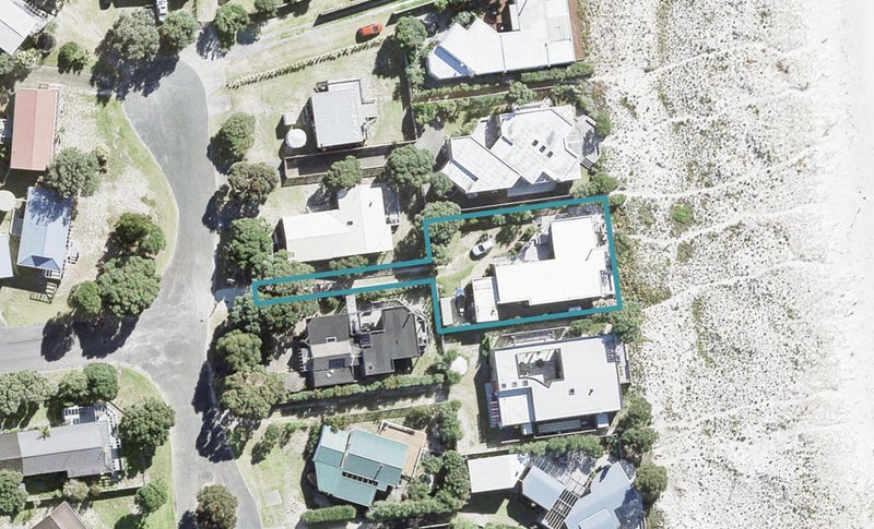24 Esme Grove, Warkworth - Carousel 1