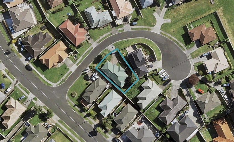3 Derryveagh Lane, Weymouth, Auckland - Carousel 1