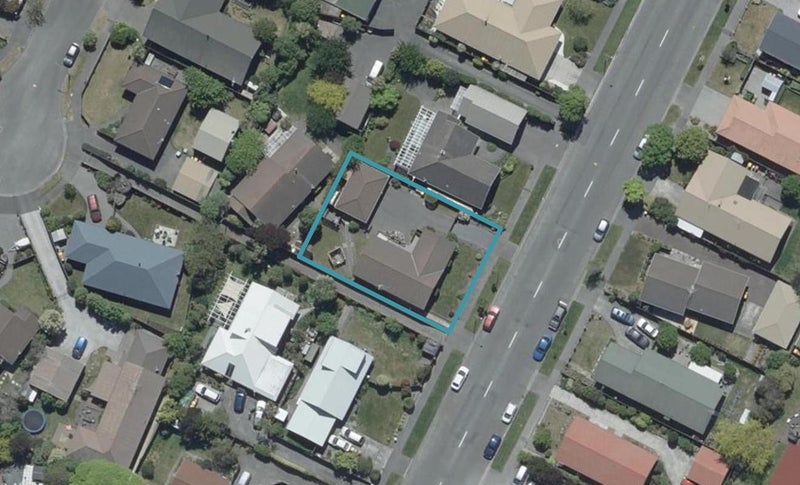235 Queenspark Drive, Parklands, Christchurch - Carousel 1