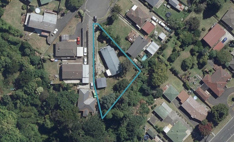 11 Richardson Road, Bader, Hamilton - Carousel 1