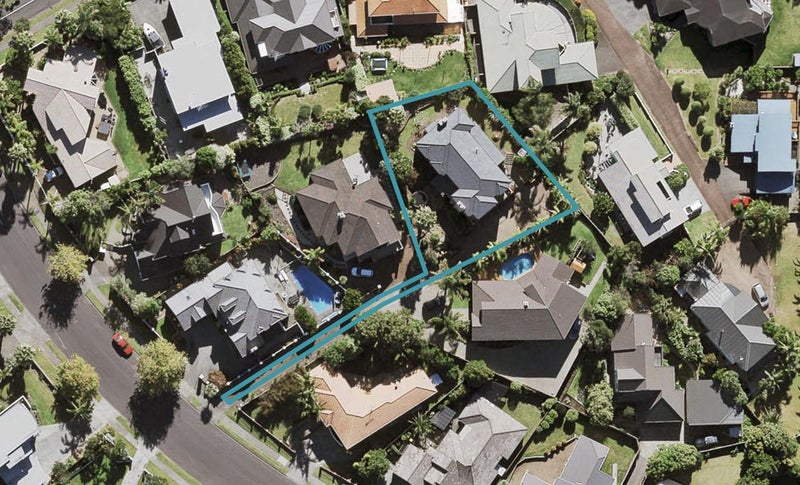 45 Picasso Drive, West Harbour, Auckland - Carousel 1