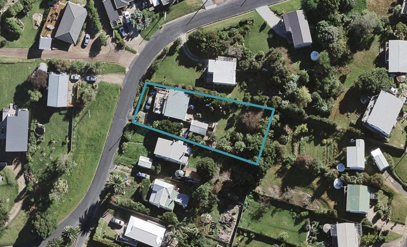 44 Ocean Road, Surfdale, Waiheke Island - Carousel 1