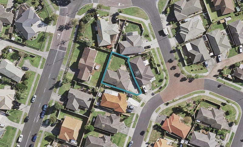 74 Stellata Court, Randwick Park, Auckland - Carousel 1