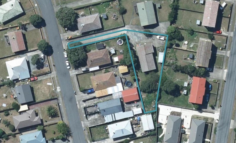 16 Natone Street, Waitangirua, Porirua - Carousel 1