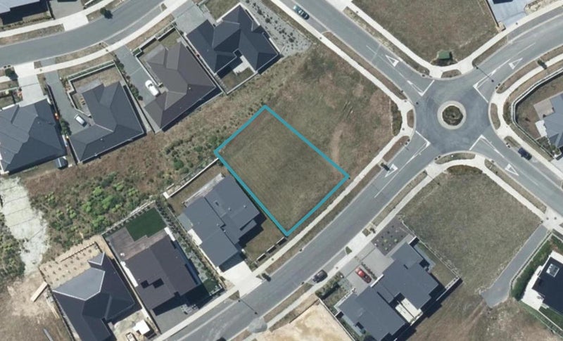 18 Waitaria Terrace, Aotea, Porirua - Carousel 1
