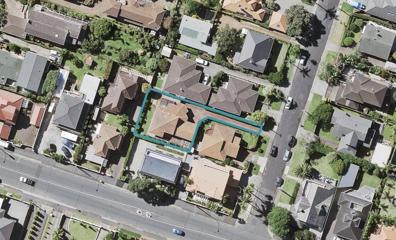 4A Ocean View Road, Milford, Auckland - Carousel 1