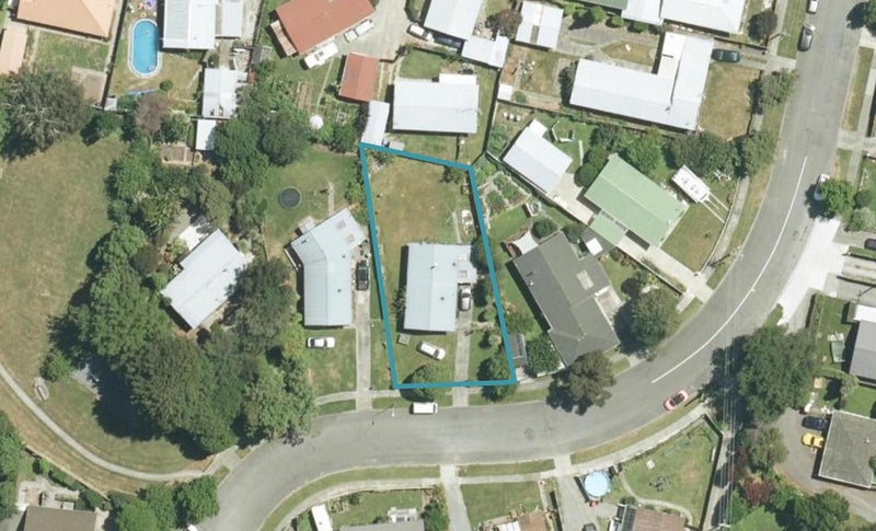 34 Holdaway Street, Riversdale, Blenheim - Carousel 1