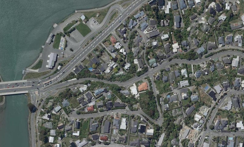 2/20A Main Road, Mount Pleasant, Christchurch - Carousel 1