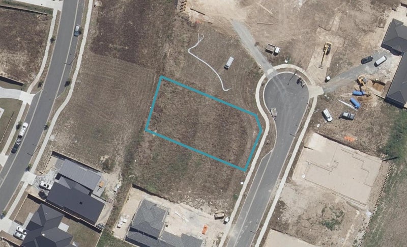 9 Paiaka Place, Rototuna North, Hamilton - Carousel 1