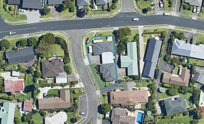 1 Benjamin Place, Matua, Tauranga - Carousel 1