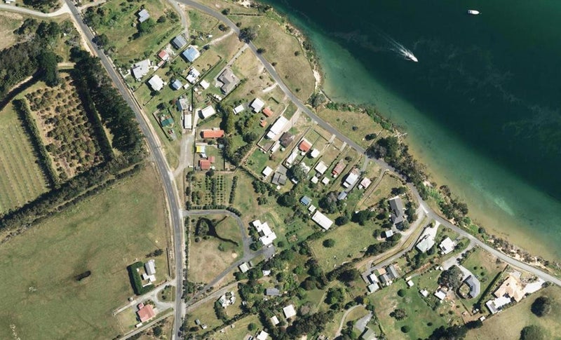 40 Waterfront Road, Pukenui, Pukenui - Carousel 1