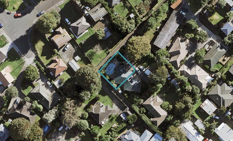 5B Moreland Road, Mount Albert, Auckland - Carousel 1