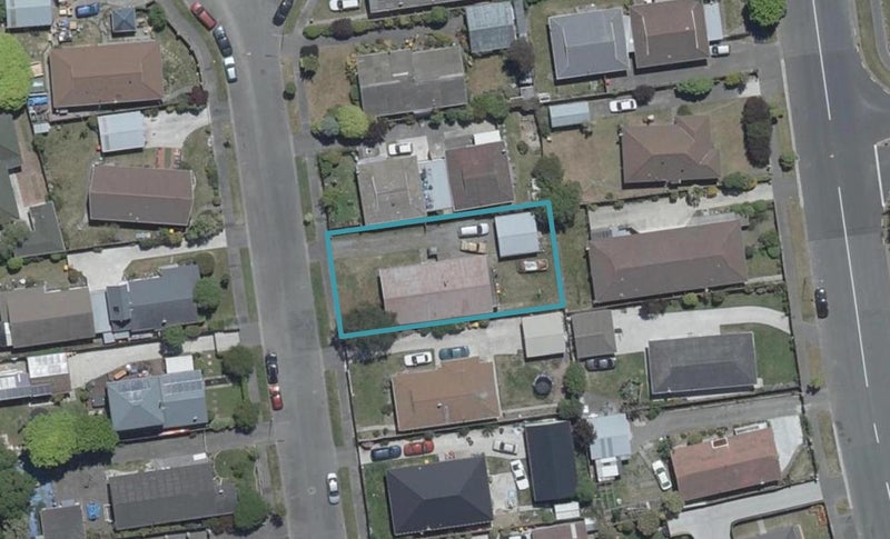 12 Four Elms Place, Parklands, Christchurch - Carousel 1