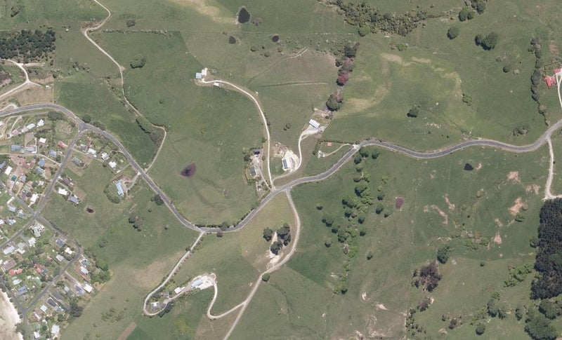 1046 Whakapirau Road, Maungaturoto - Carousel 1