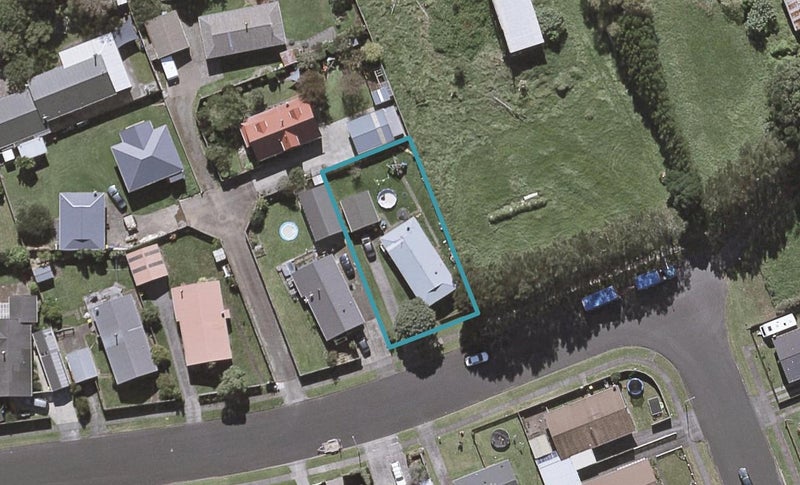 223 Parklands Avenue, Bell Block, New Plymouth - Carousel 1