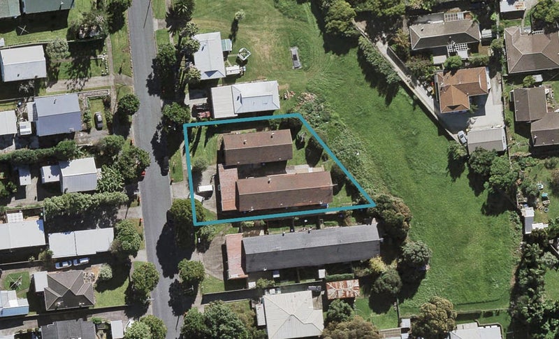 1/43 Spring Street, Onehunga, Auckland - Carousel 1