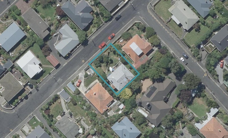 56 Evans Street, Opoho, Dunedin - Carousel 1