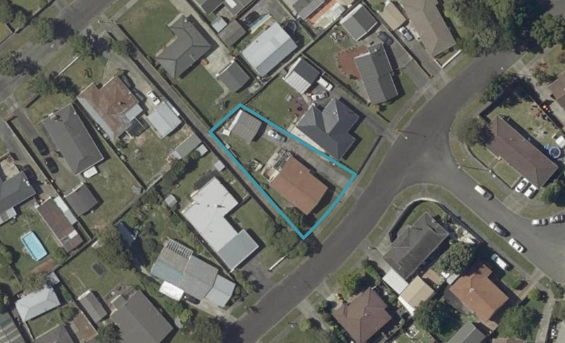 51 Geraldine Crescent, Cloverlea, Palmerston North - Carousel 1