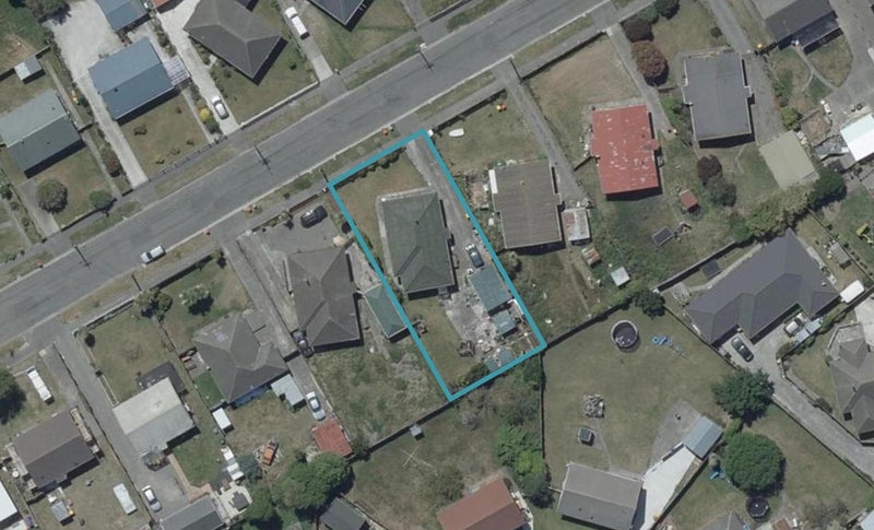 24 Merrington Crescent, Aranui, Christchurch - Carousel 1