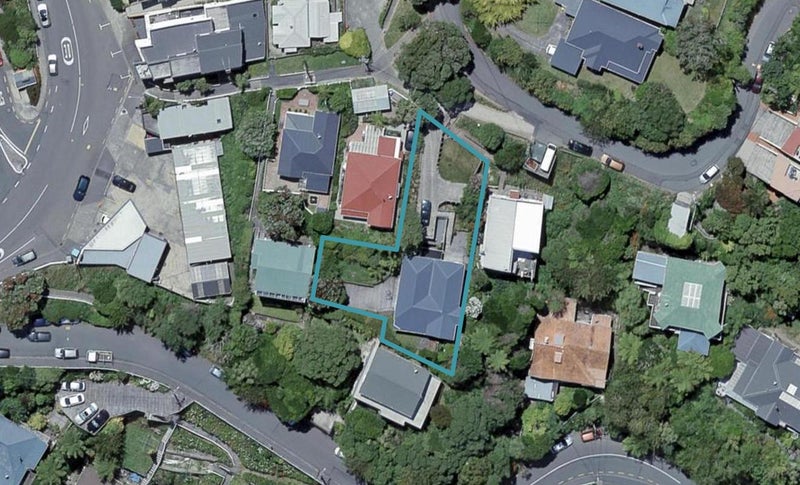 63 Harbour View Road, Northland, Wellington - Carousel 1
