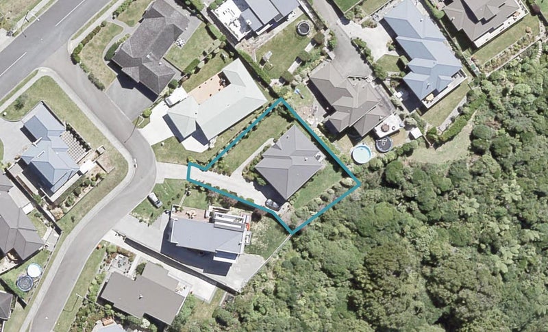 21 Colin Guppy Crescent, Riverstone Terraces, Upper Hutt - Carousel 1