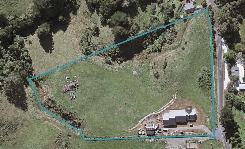 614 Carrington Road, Hurworth, New Plymouth - Carousel 1