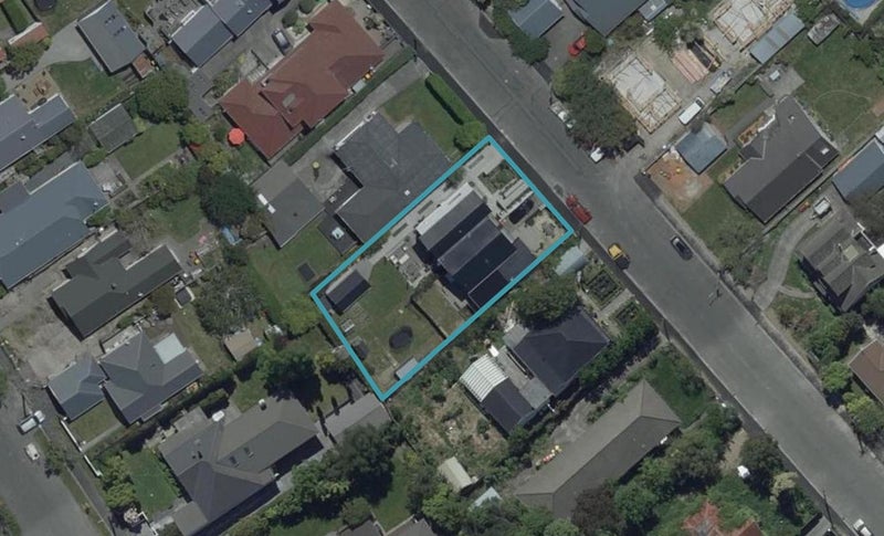 2/33 Searells Road, Strowan, Christchurch - Carousel 1