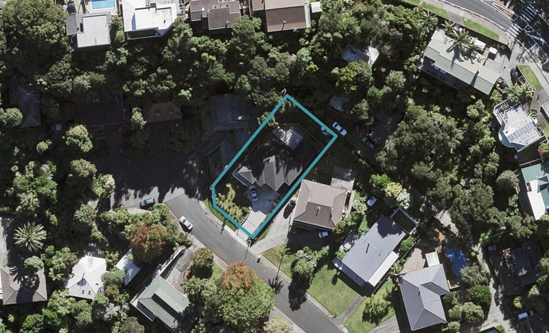 20 Pluto Place, Beach Haven, Auckland - Carousel 1