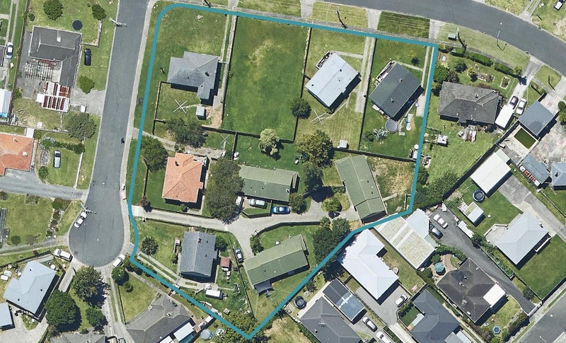 14 Oxford Street, Parkvale, Tauranga - Carousel 1