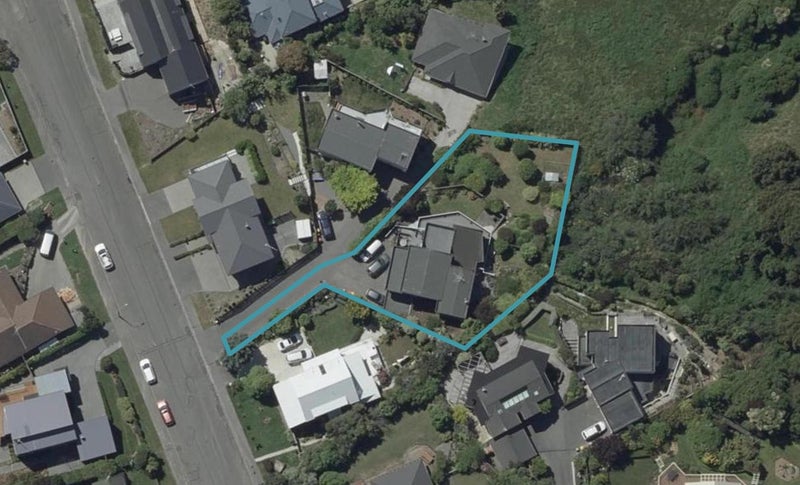 77 Ravensdale Rise, Westmorland, Christchurch - Carousel 1