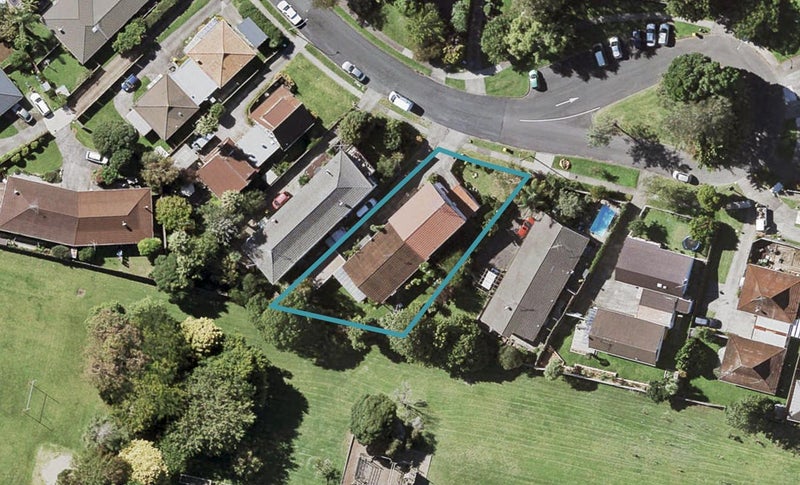 2/17 Rapallo Place, Farm Cove, Auckland - Carousel 1