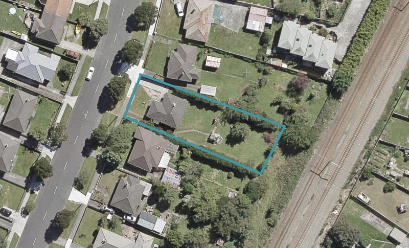 336 Oxford Terrace, Avalon, Lower Hutt - Carousel 1